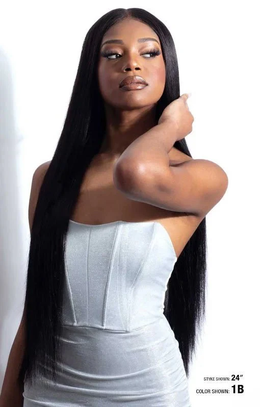 Shake N Go Glossy – 4x4 Yaky Straight Closure - Image 3